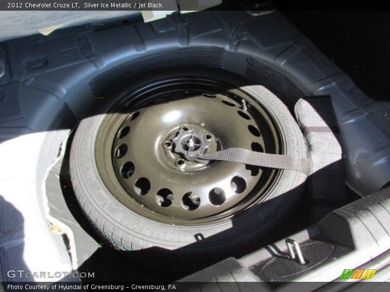Silver Ice Metallic / Jet Black 2012 Chevrolet Cruze LT