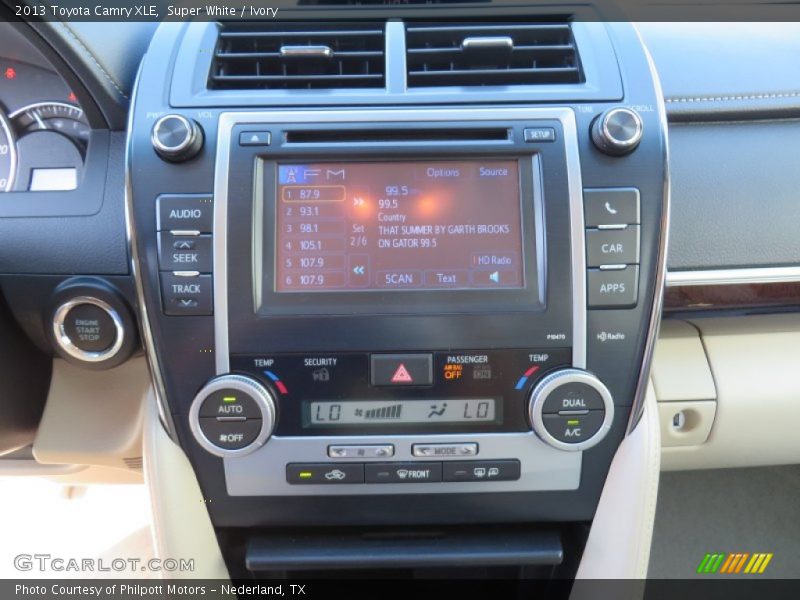 Super White / Ivory 2013 Toyota Camry XLE