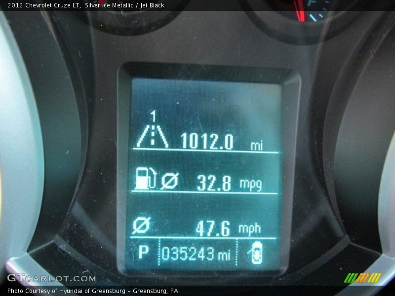Silver Ice Metallic / Jet Black 2012 Chevrolet Cruze LT