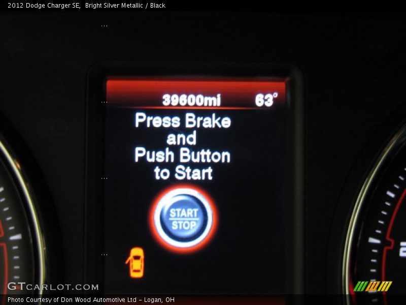 Bright Silver Metallic / Black 2012 Dodge Charger SE