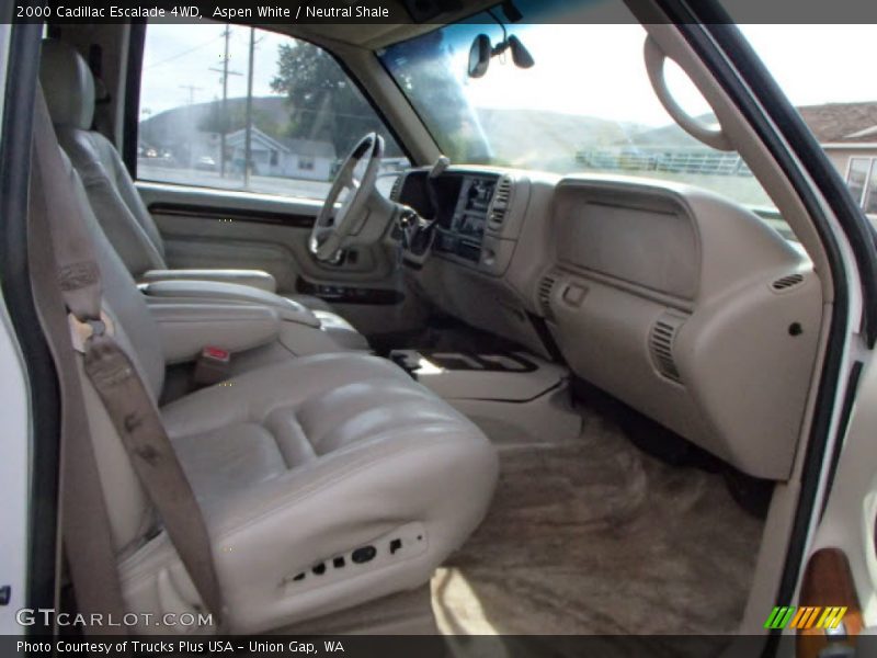 Aspen White / Neutral Shale 2000 Cadillac Escalade 4WD