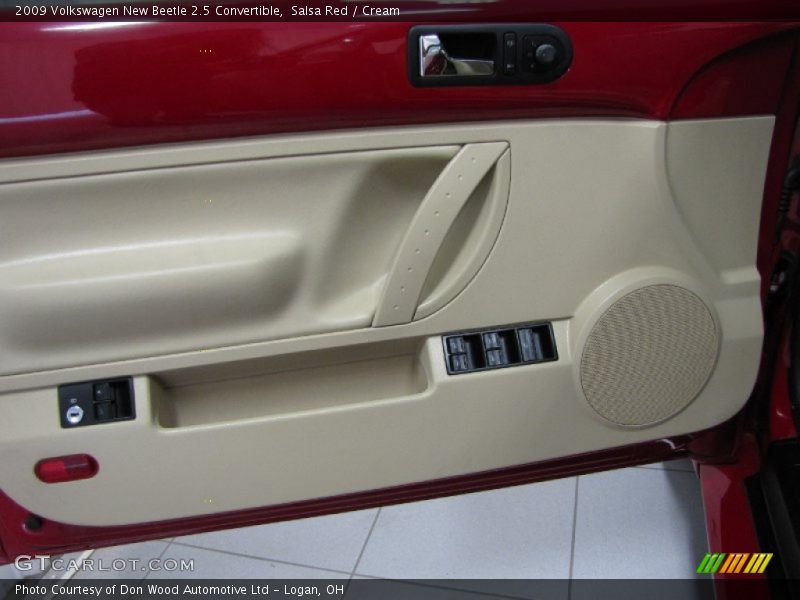 Salsa Red / Cream 2009 Volkswagen New Beetle 2.5 Convertible