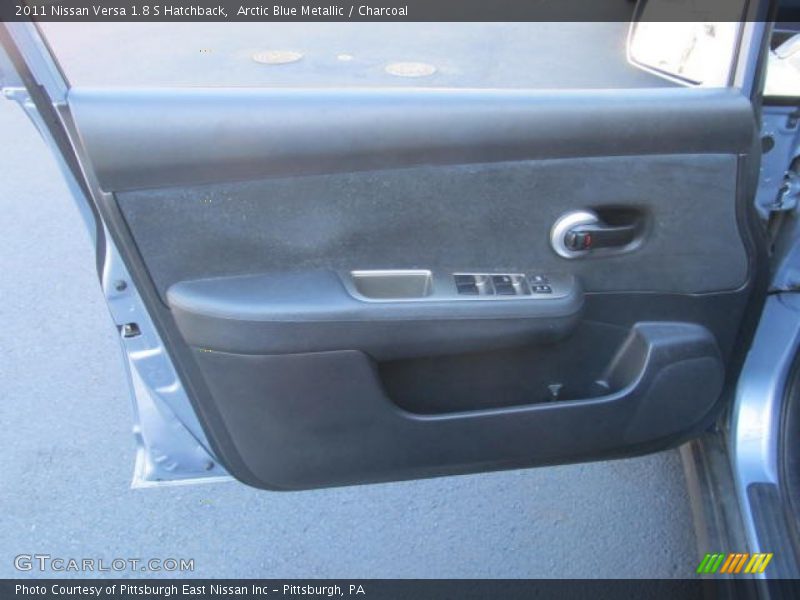 Arctic Blue Metallic / Charcoal 2011 Nissan Versa 1.8 S Hatchback