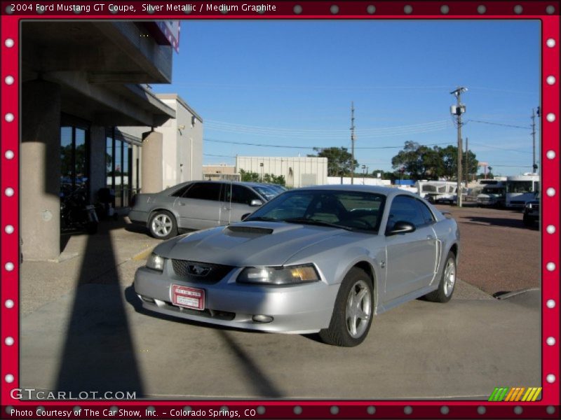 Silver Metallic / Medium Graphite 2004 Ford Mustang GT Coupe