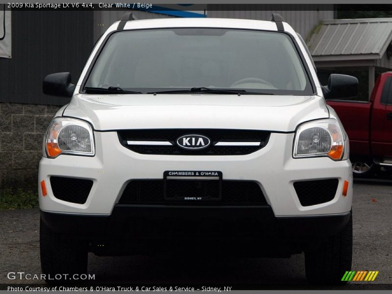 Clear White / Beige 2009 Kia Sportage LX V6 4x4