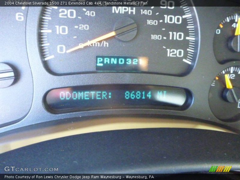 Sandstone Metallic / Tan 2004 Chevrolet Silverado 1500 Z71 Extended Cab 4x4