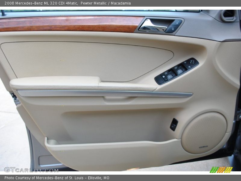 Door Panel of 2008 ML 320 CDI 4Matic