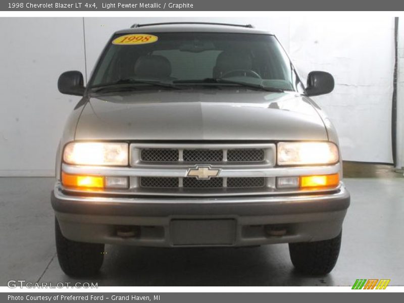 Light Pewter Metallic / Graphite 1998 Chevrolet Blazer LT 4x4