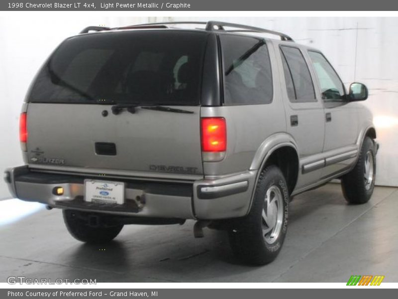 Light Pewter Metallic / Graphite 1998 Chevrolet Blazer LT 4x4