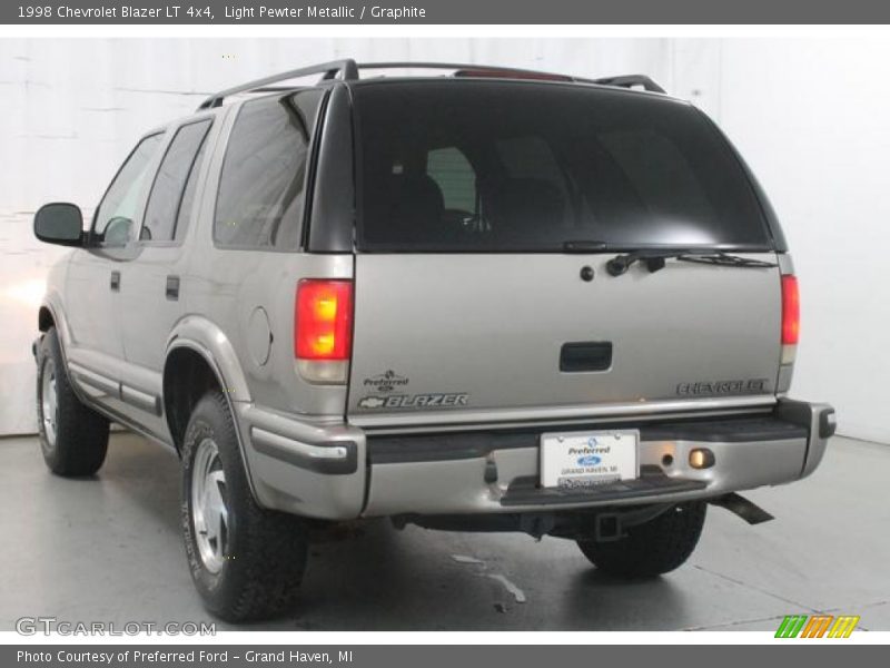 Light Pewter Metallic / Graphite 1998 Chevrolet Blazer LT 4x4