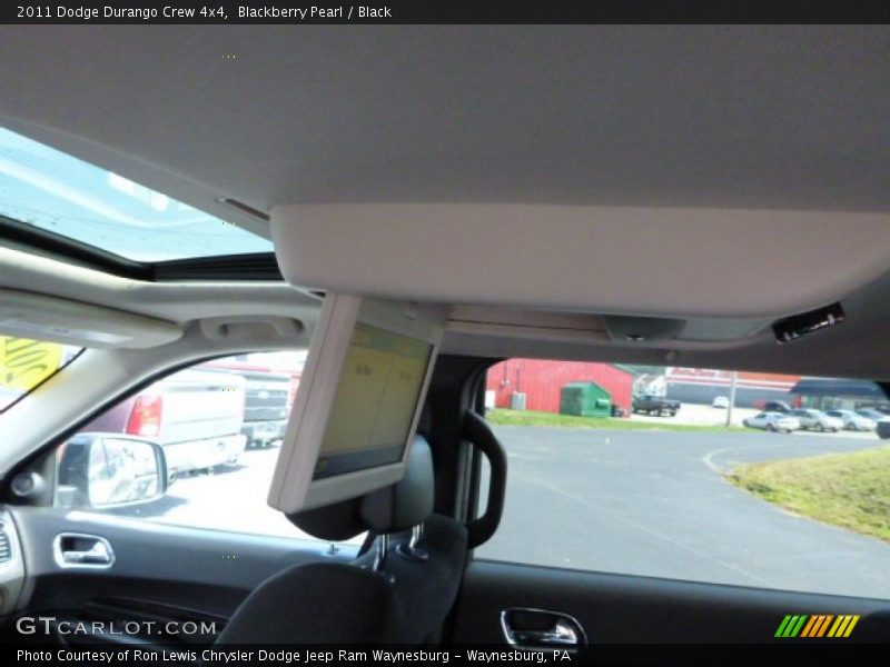 Blackberry Pearl / Black 2011 Dodge Durango Crew 4x4