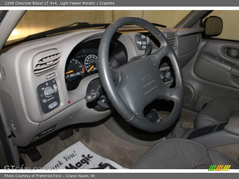 Light Pewter Metallic / Graphite 1998 Chevrolet Blazer LT 4x4
