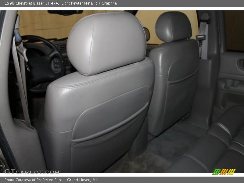 Light Pewter Metallic / Graphite 1998 Chevrolet Blazer LT 4x4