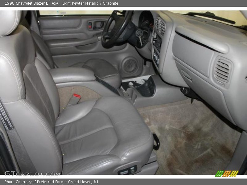 Light Pewter Metallic / Graphite 1998 Chevrolet Blazer LT 4x4