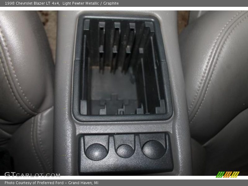 Light Pewter Metallic / Graphite 1998 Chevrolet Blazer LT 4x4