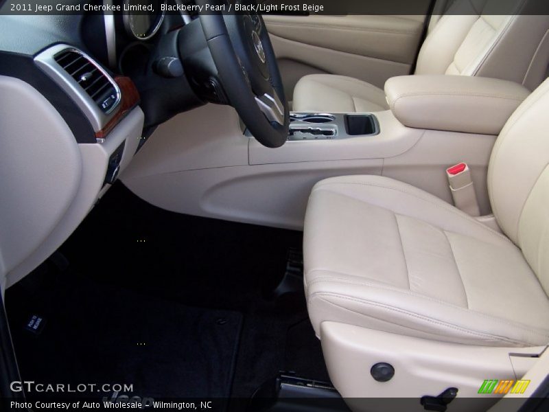 Blackberry Pearl / Black/Light Frost Beige 2011 Jeep Grand Cherokee Limited
