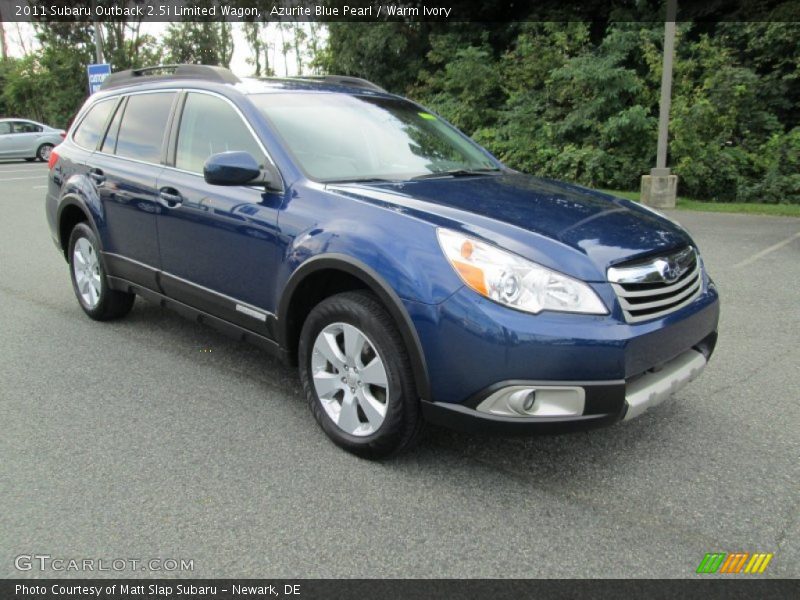 Front 3/4 View of 2011 Outback 2.5i Limited Wagon
