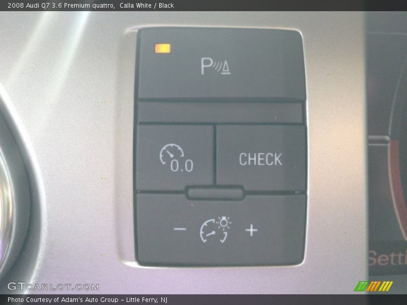 Calla White / Black 2008 Audi Q7 3.6 Premium quattro
