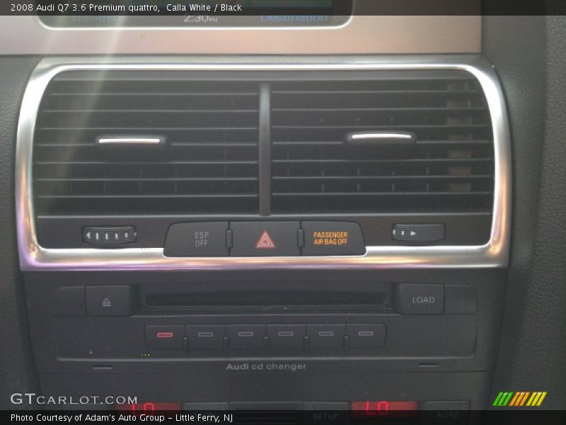 Calla White / Black 2008 Audi Q7 3.6 Premium quattro
