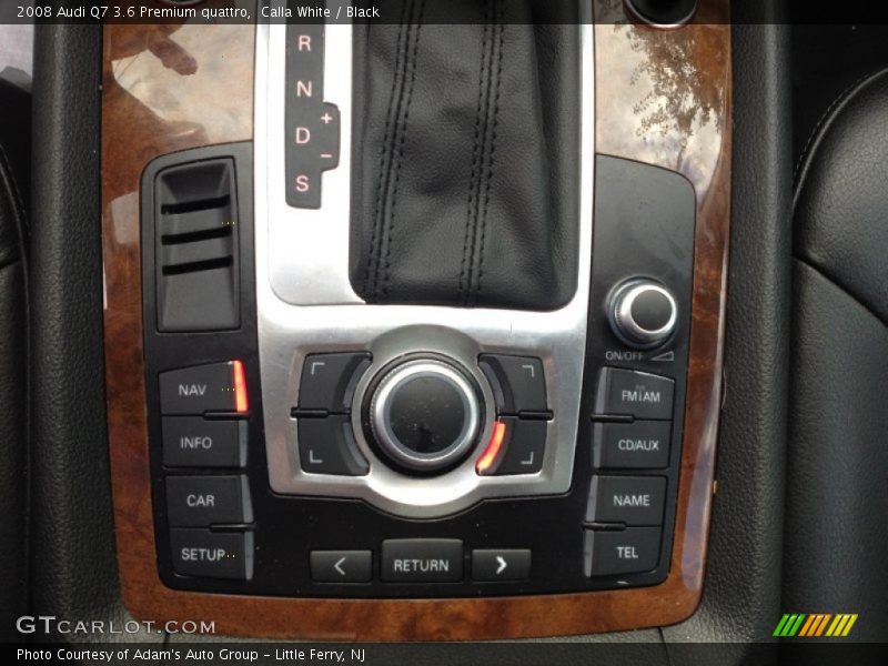Calla White / Black 2008 Audi Q7 3.6 Premium quattro