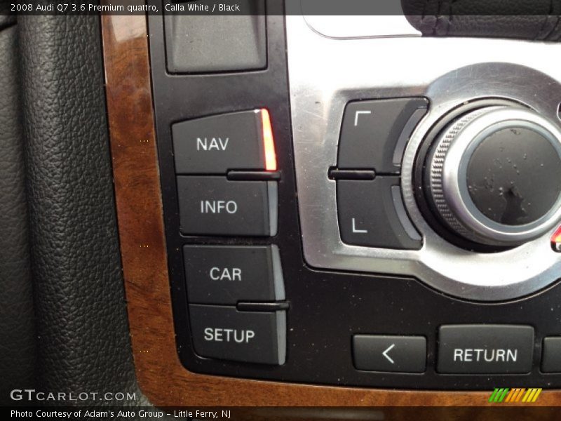 Calla White / Black 2008 Audi Q7 3.6 Premium quattro