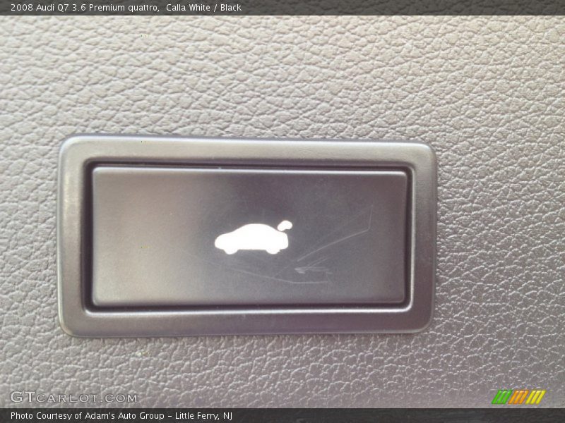 Calla White / Black 2008 Audi Q7 3.6 Premium quattro