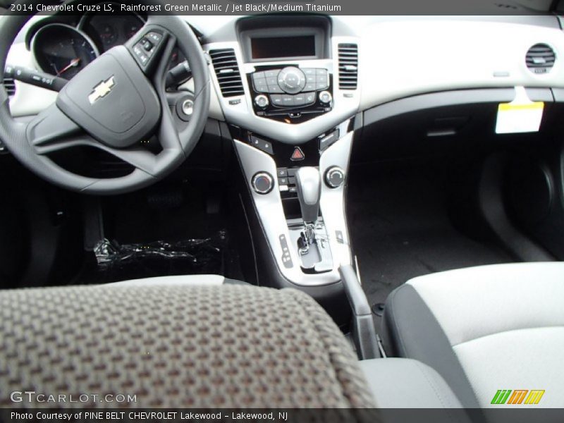 Rainforest Green Metallic / Jet Black/Medium Titanium 2014 Chevrolet Cruze LS