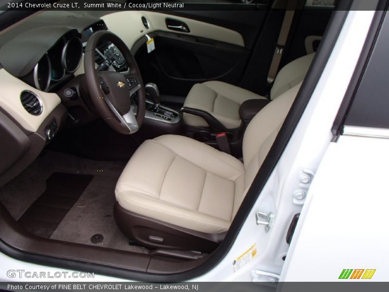 Summit White / Cocoa/Light Neutral 2014 Chevrolet Cruze LT