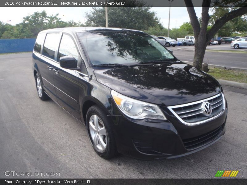Nocturne Black Metallic / Aero Gray 2010 Volkswagen Routan SEL