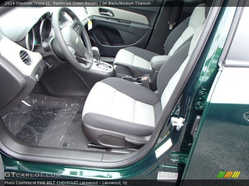 Rainforest Green Metallic / Jet Black/Medium Titanium 2014 Chevrolet Cruze LS