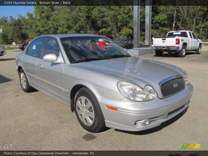 Brilliant Silver / Black 2004 Hyundai Sonata