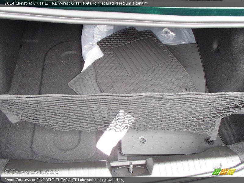 Rainforest Green Metallic / Jet Black/Medium Titanium 2014 Chevrolet Cruze LS