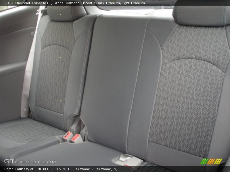 White Diamond Tricoat / Dark Titanium/Light Titanium 2014 Chevrolet Traverse LT