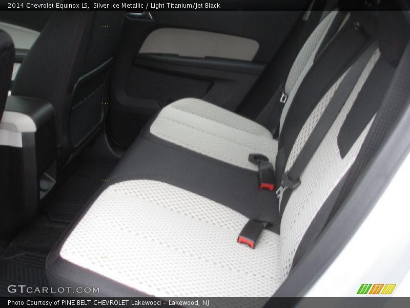 Silver Ice Metallic / Light Titanium/Jet Black 2014 Chevrolet Equinox LS