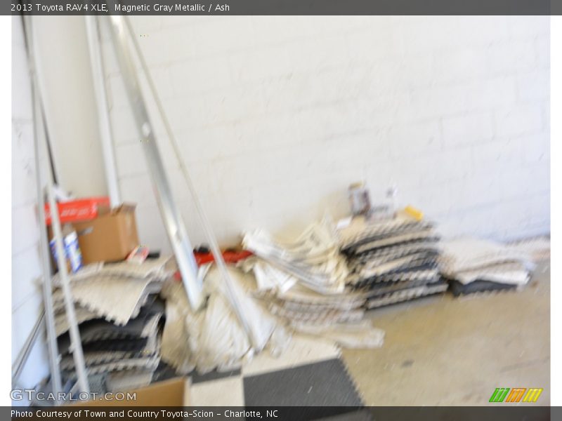 Magnetic Gray Metallic / Ash 2013 Toyota RAV4 XLE