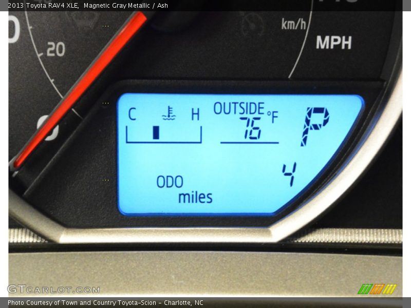 Magnetic Gray Metallic / Ash 2013 Toyota RAV4 XLE