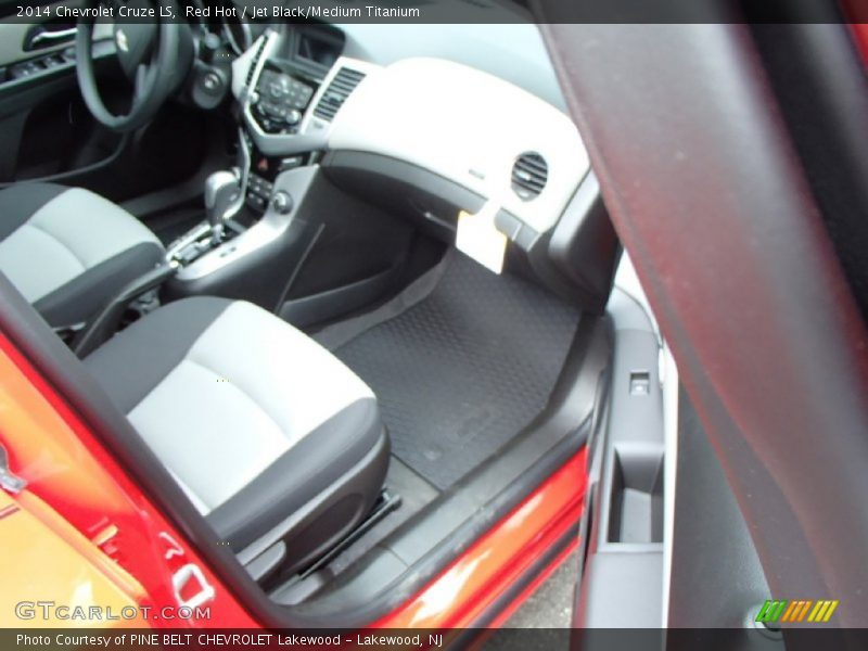 Red Hot / Jet Black/Medium Titanium 2014 Chevrolet Cruze LS