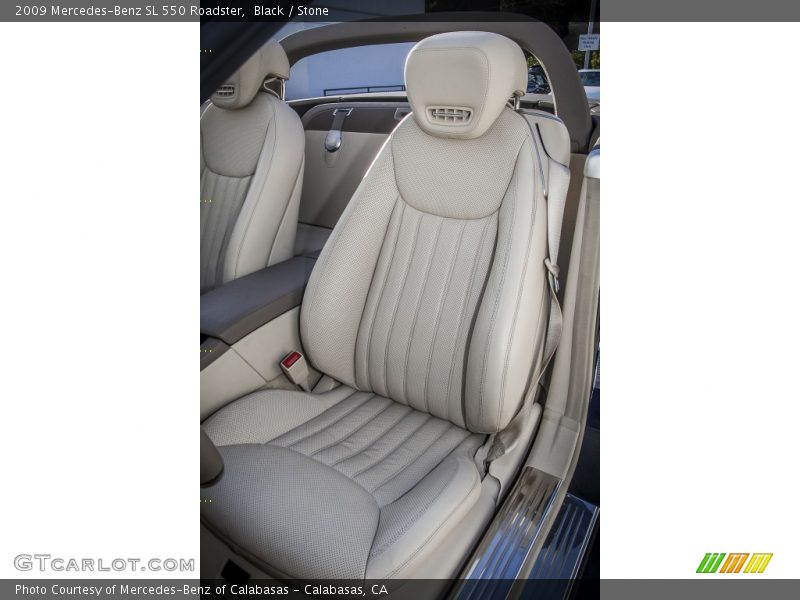 Front Seat of 2009 SL 550 Roadster