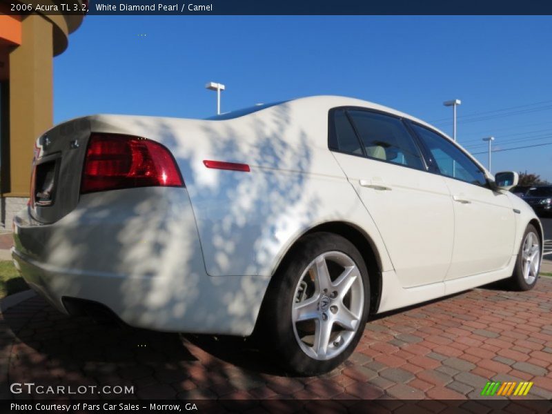 White Diamond Pearl / Camel 2006 Acura TL 3.2