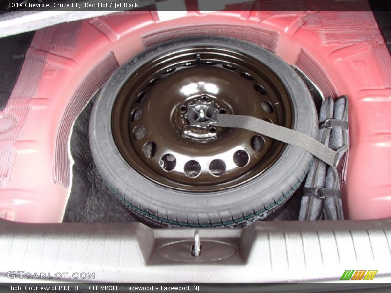 Red Hot / Jet Black 2014 Chevrolet Cruze LT