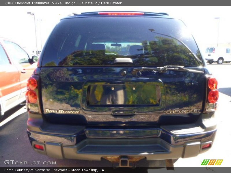Indigo Blue Metallic / Dark Pewter 2004 Chevrolet TrailBlazer LS 4x4