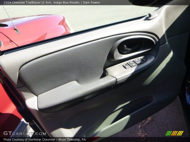 Indigo Blue Metallic / Dark Pewter 2004 Chevrolet TrailBlazer LS 4x4