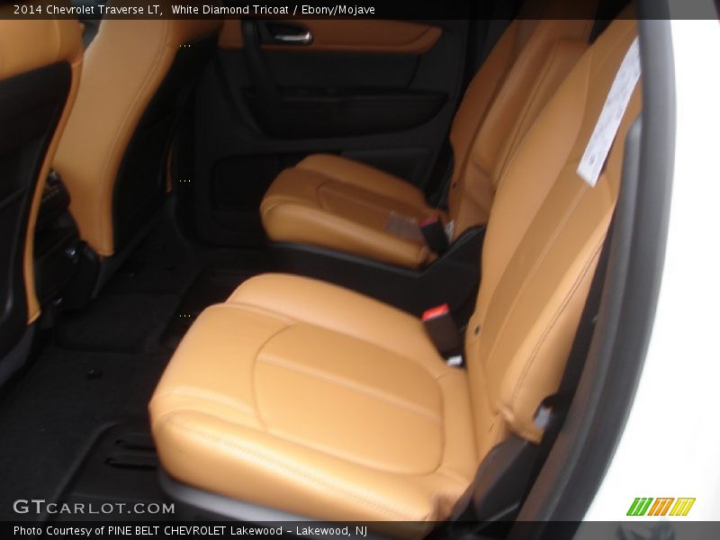 White Diamond Tricoat / Ebony/Mojave 2014 Chevrolet Traverse LT