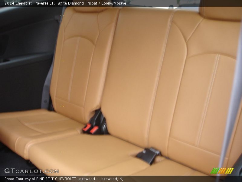 White Diamond Tricoat / Ebony/Mojave 2014 Chevrolet Traverse LT