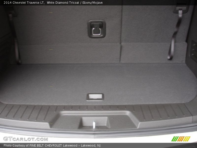 White Diamond Tricoat / Ebony/Mojave 2014 Chevrolet Traverse LT