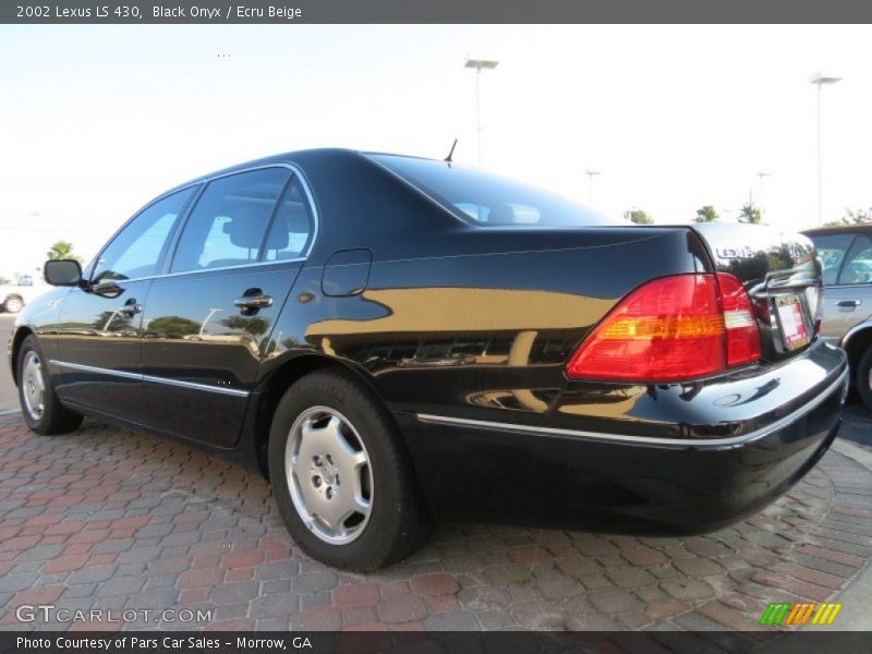 Black Onyx / Ecru Beige 2002 Lexus LS 430