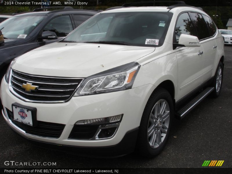White / Ebony 2014 Chevrolet Traverse LT AWD