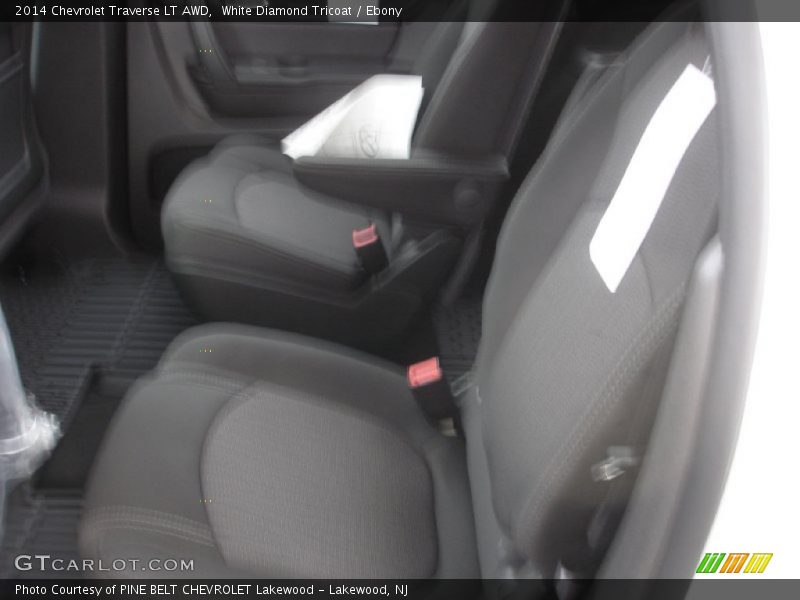 White Diamond Tricoat / Ebony 2014 Chevrolet Traverse LT AWD