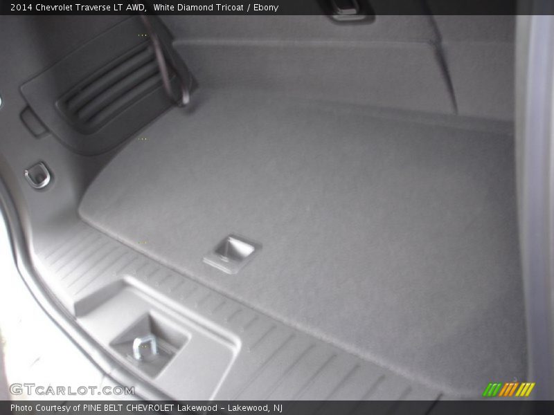 White Diamond Tricoat / Ebony 2014 Chevrolet Traverse LT AWD