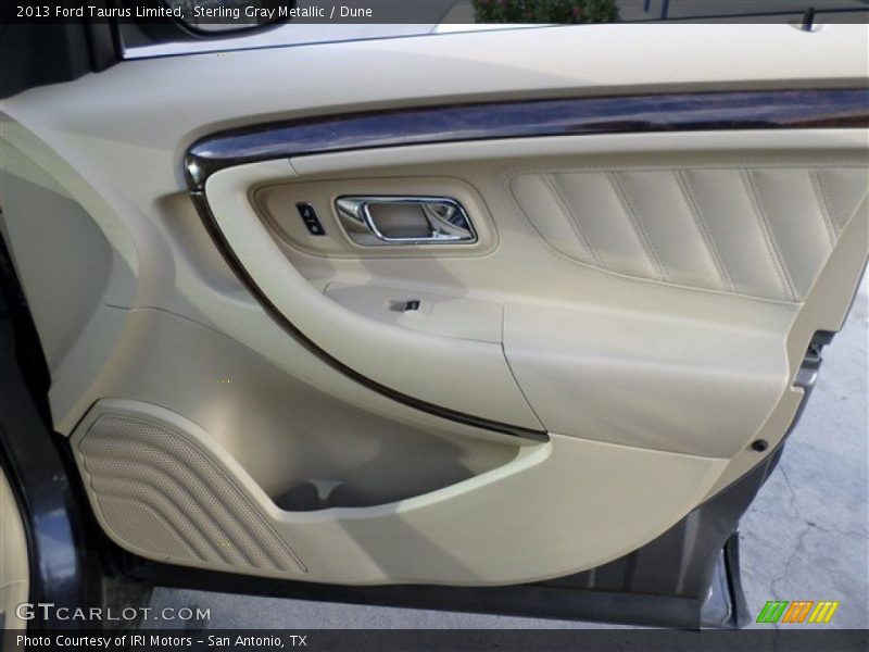 Sterling Gray Metallic / Dune 2013 Ford Taurus Limited
